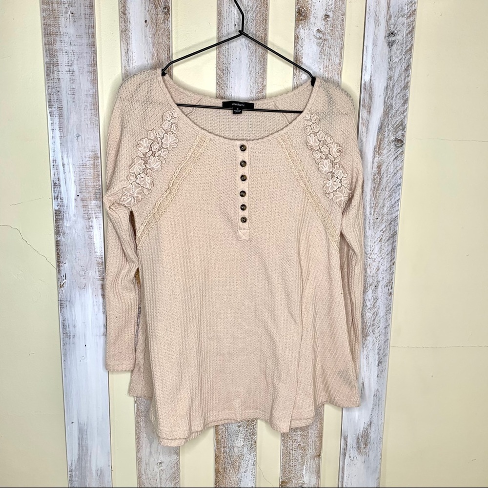 Annabelle Nude Floral Accent Thermal Henley - Picture 2 of 8
